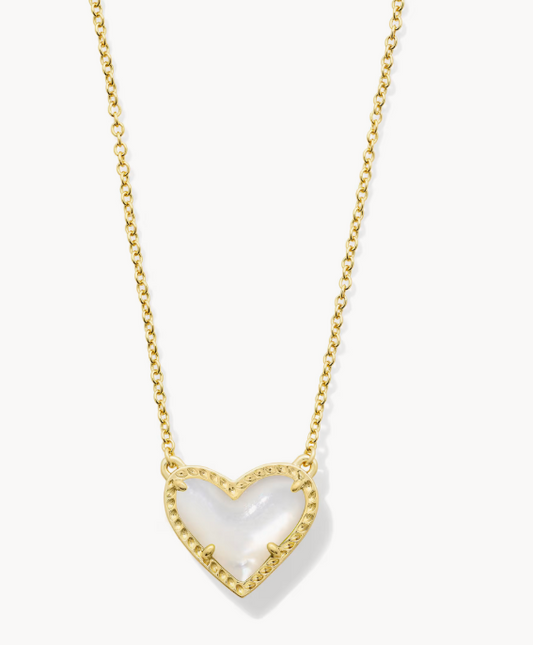 Kendra Scott Ari Heart Gold Necklace- Ivory Mother-of-Pearl