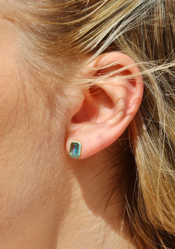 Linny Co. Whitney Aqua Dream Stud