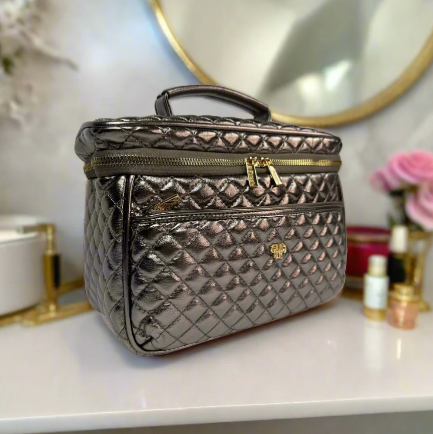PurseN Getaway Classic Train Case- Bronze