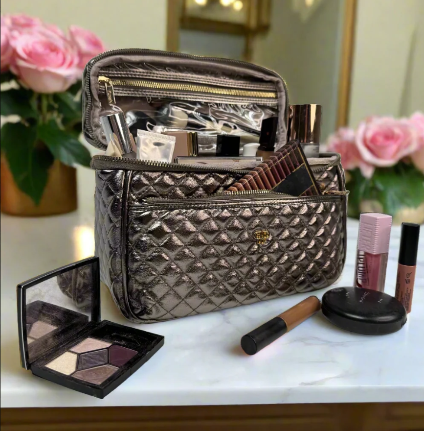 PurseN Getaway Classic Train Case- Bronze