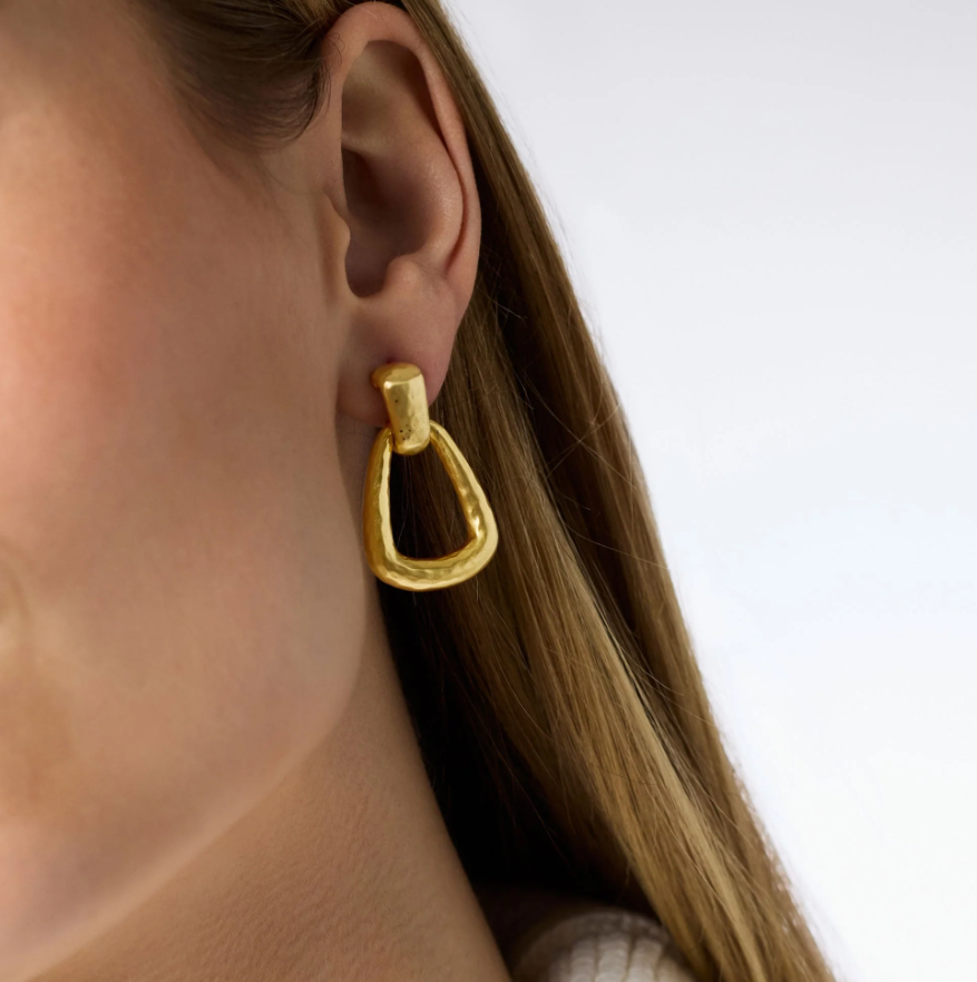 Julie Vos Sahara Doorknocker Earring