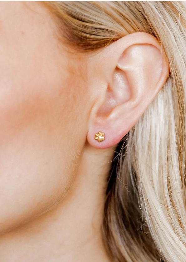 Linny Co. Paw Print Stud